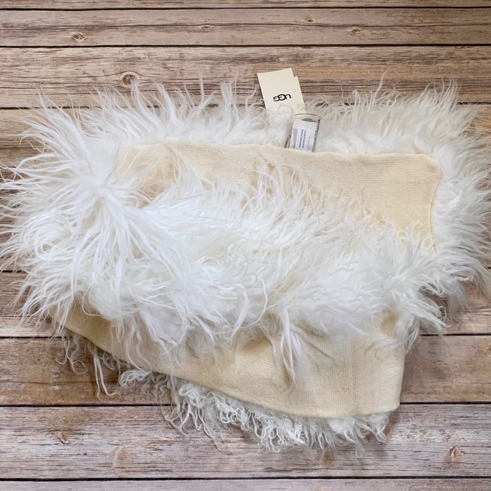 UGG Mongolian Pocket Scarf In Ivory - Picture 5 of 7
